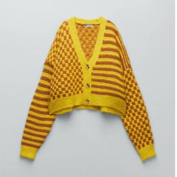 ZARA Bloggers Favorite Combination Jacquard Knit Cardigan Yellow Mustard c3. - Picture 12 of 16